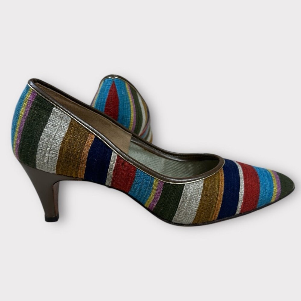 Vtg Berne of Switzerland Multiple Color Silk Pumps Shoes Sz 7AA Old Money RARE